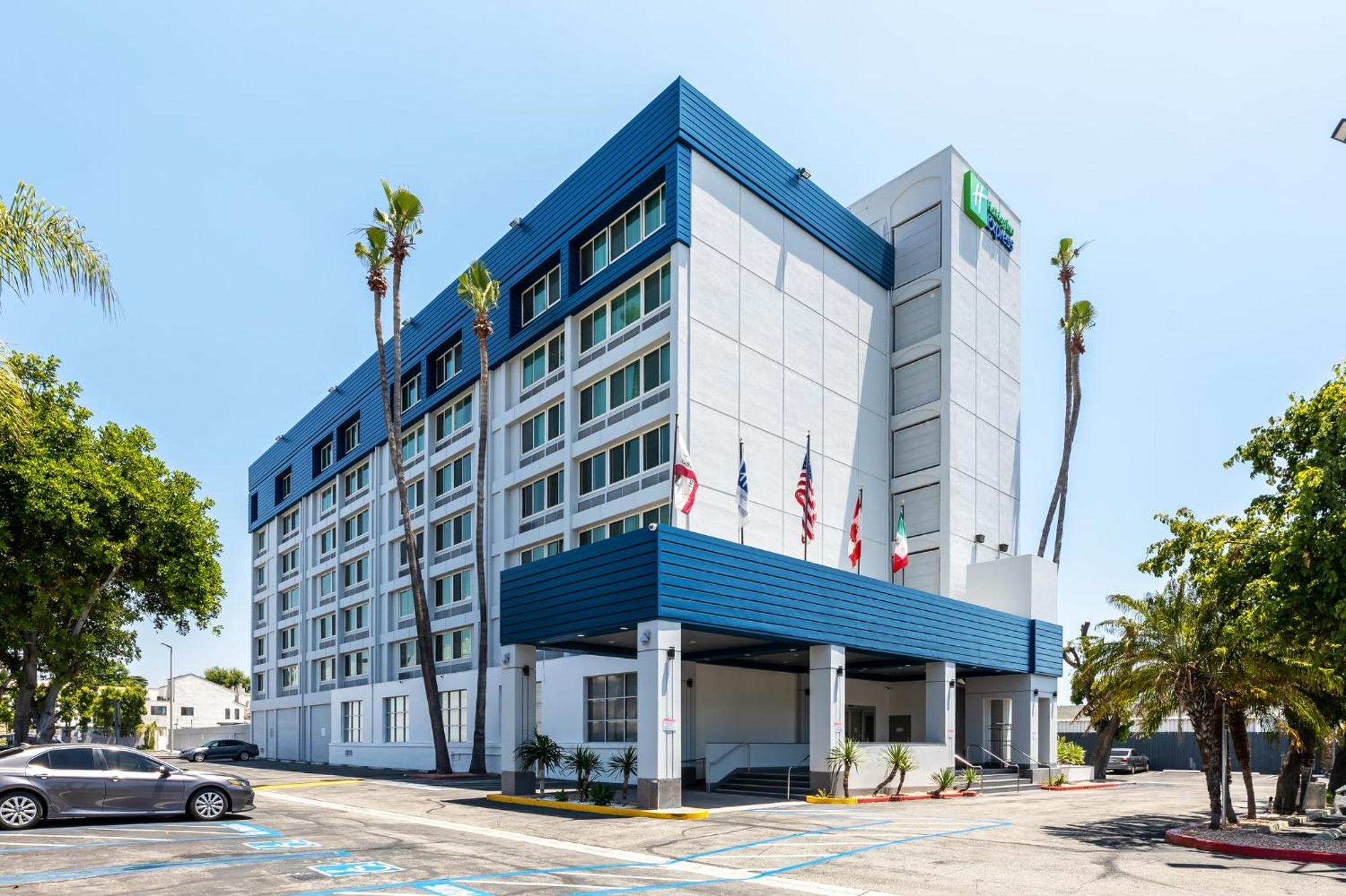 Holiday Inn Express Van Nuys By Ihg Лос-Анджелес Экстерьер фото