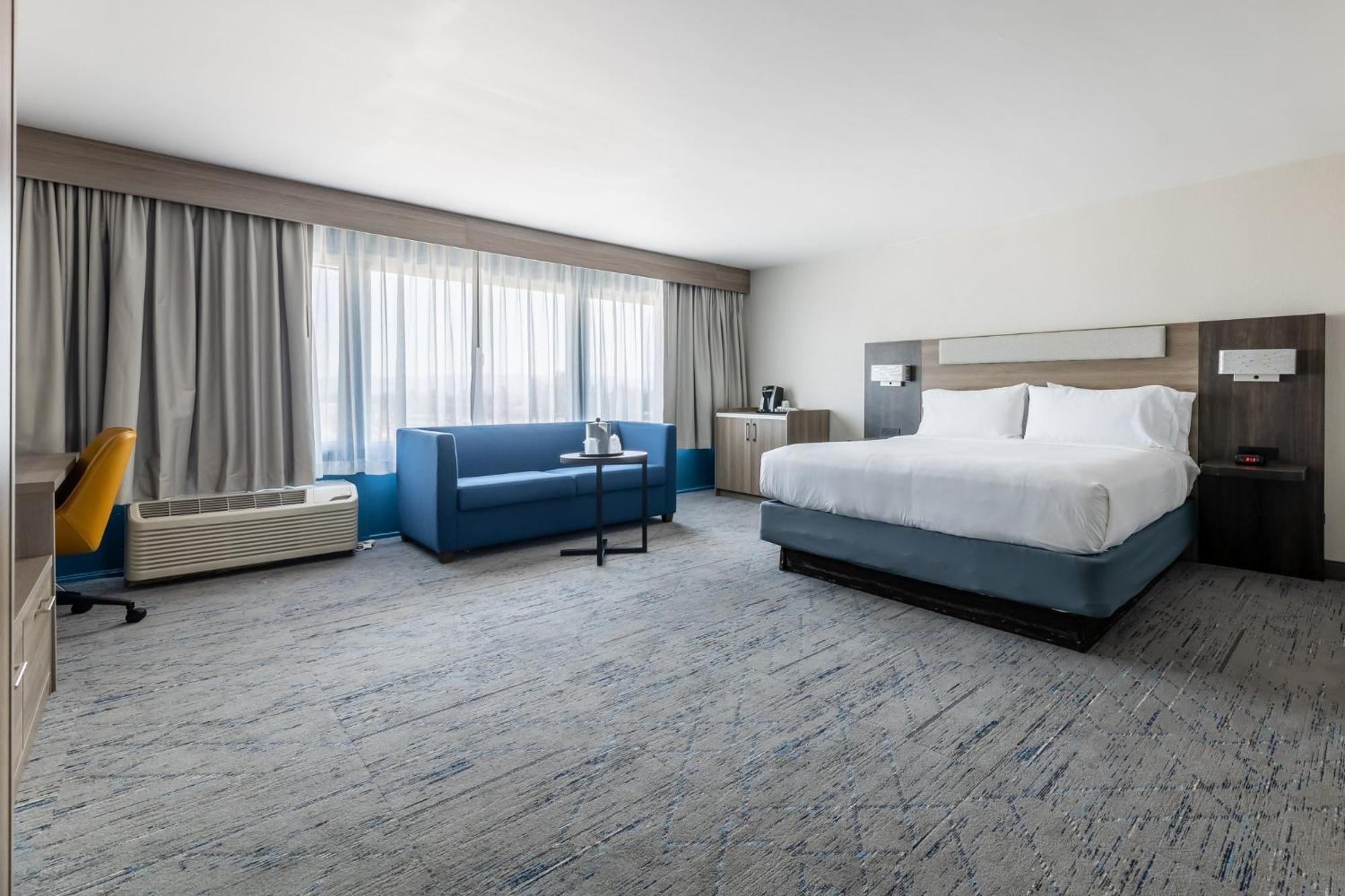 Holiday Inn Express Van Nuys By Ihg Лос-Анджелес Экстерьер фото