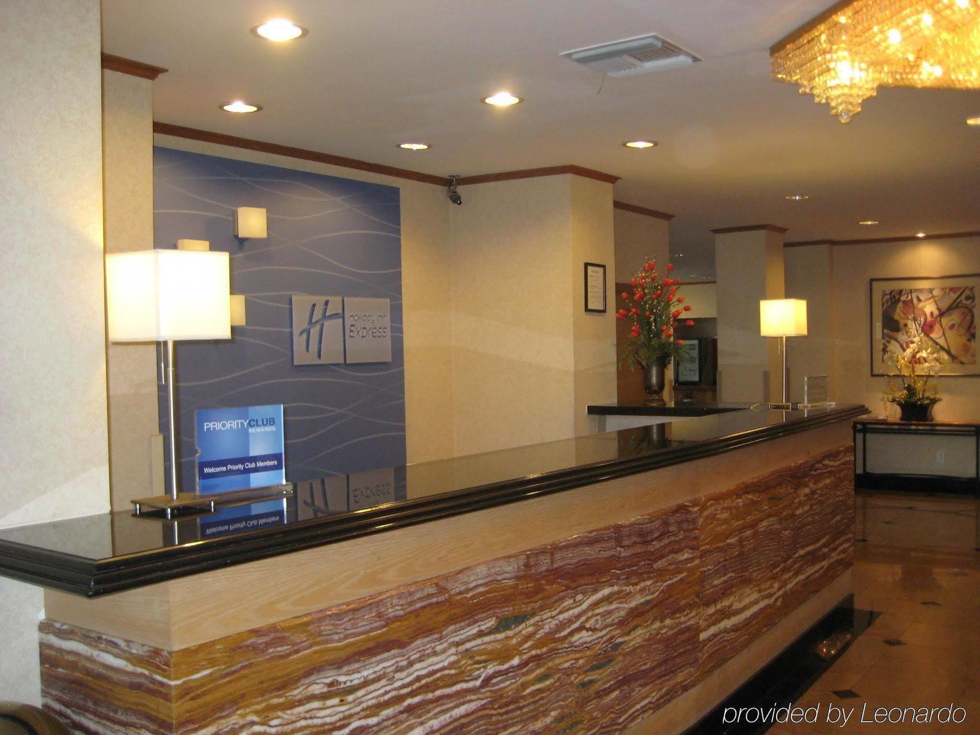 Holiday Inn Express Van Nuys By Ihg Лос-Анджелес Интерьер фото